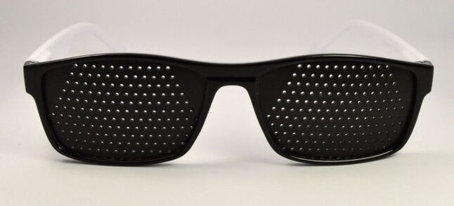 Special glass allows you to increase the image and sharpness of the image